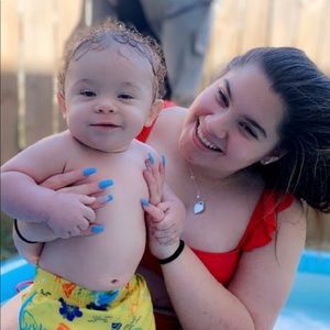 Meet your Posher, Chasity